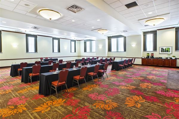 Hilton Garden Inn Cleveland Downtown & Gateway Conference Center