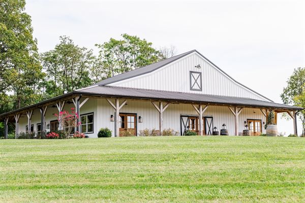 Renback Barn, LLC