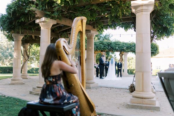 Eleonora Pellegrini - San Francisco Harpist