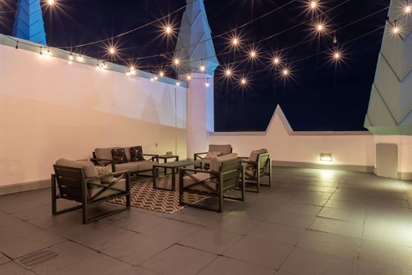 The Castle Hotel, Autograph Collection