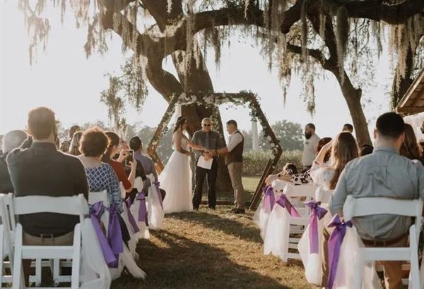 Whispering Oaks Winery