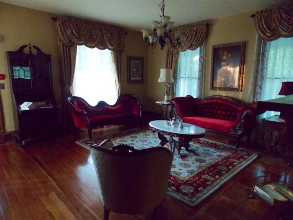 The Ann Stevens House 1895 Historic Bed & Breakfast