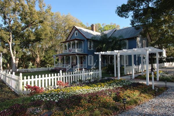 The Ann Stevens House 1895 Historic Bed & Breakfast