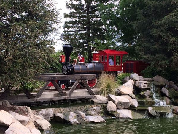 Swan Court Conference Center