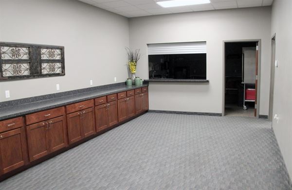 Cardinal Inn Hotel & Event Center