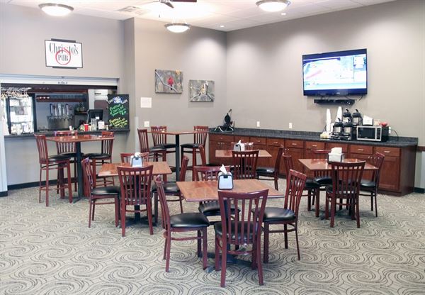 Cardinal Inn Hotel & Event Center