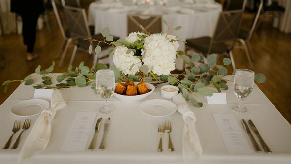 Kimpton Cottonwood Hotel