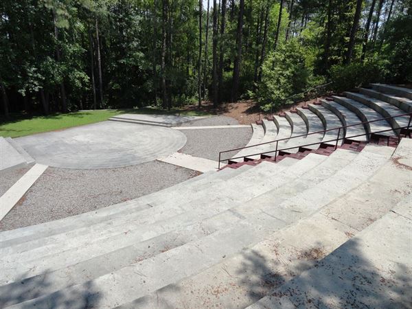 Cole Auditorium & Community Center