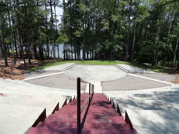 Cole Auditorium & Community Center