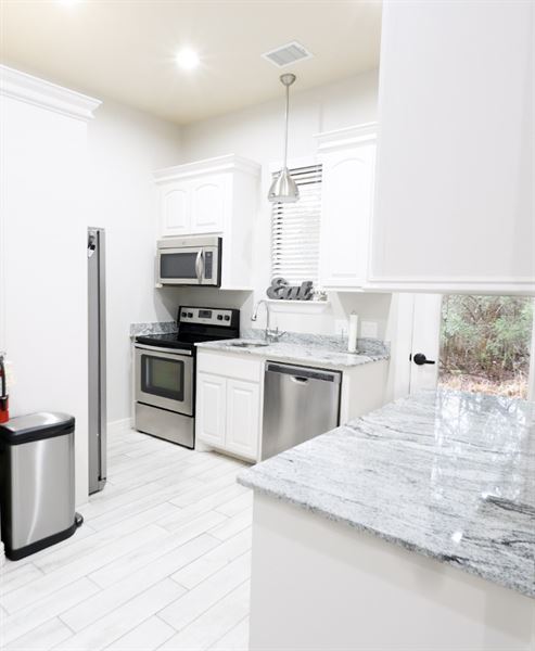 Magnolia Woods Office Suites and Meeting Space- Montgomery