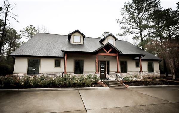 Magnolia Woods Office Suites and Meeting Space- Montgomery