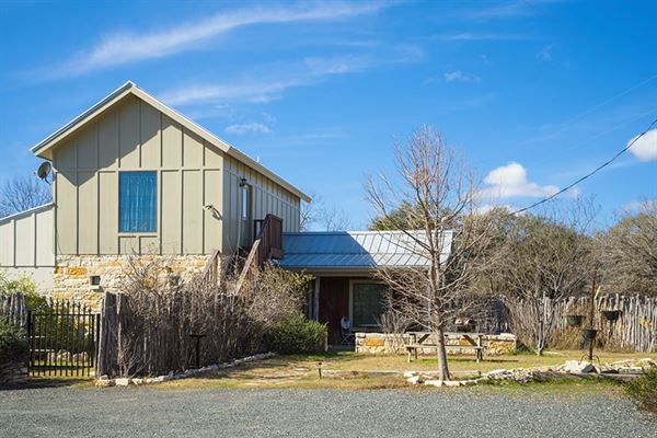 River Rim Resort on the Frio