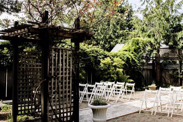 Shelburne Hotel & Gardens