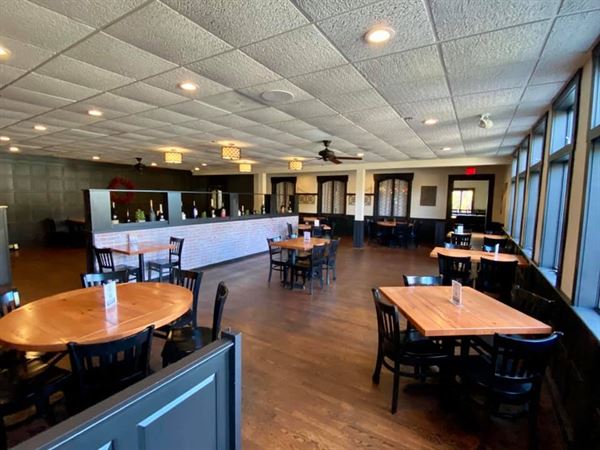 Bucatino Restaurant & Wine Bar