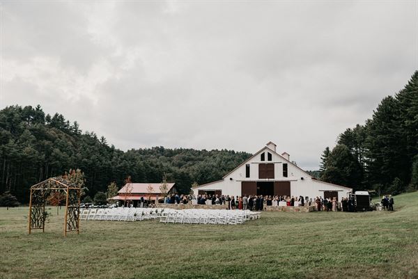 The Barn on New River