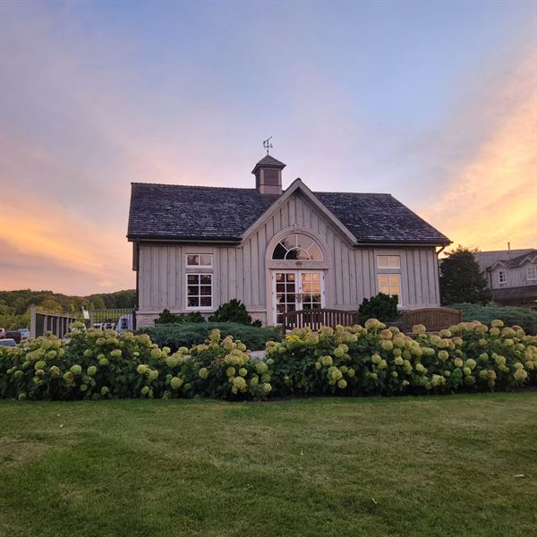 Peninsula Ridge Estate Winery