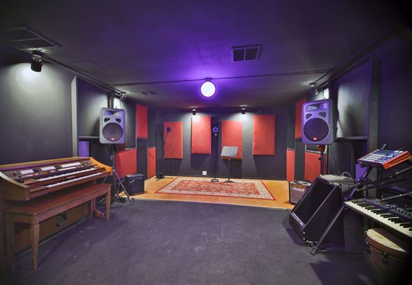 Broken Complex Studios