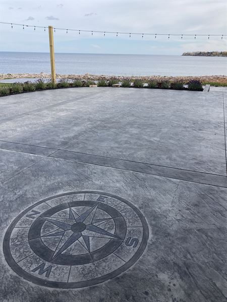 The Lakeland at Point Breeze