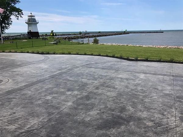 The Lakeland at Point Breeze