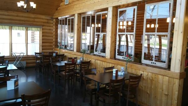 All Seasons Inn & Restaurant