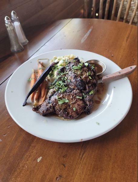 The View Restaurant at Historic Crags Lodge