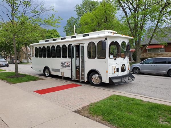 Absolute Dream Limousines
