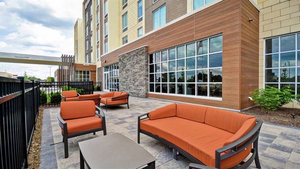 Hilton Garden Inn Lansing West