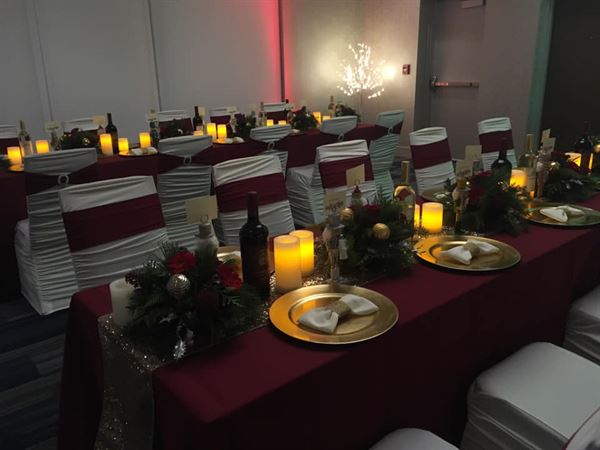 Holiday Inn Express & Suites St. John's Airport