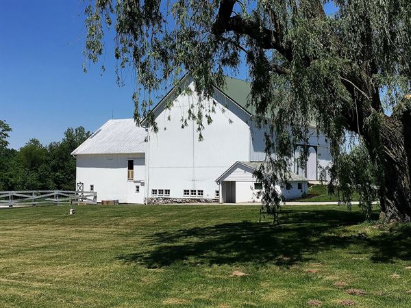 The Rustic Barn at Hopewell