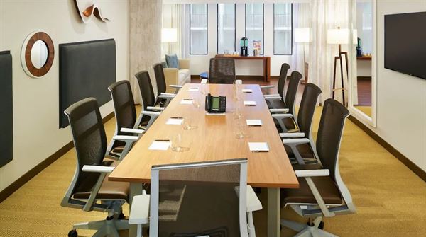 Hyatt Centric Waikiki Beach