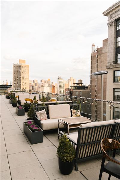 Mondrian Park Avenue