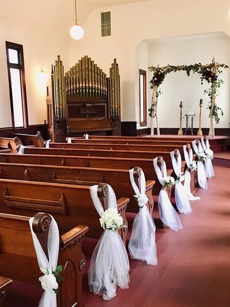 Hanging Horn Lakeside Resort