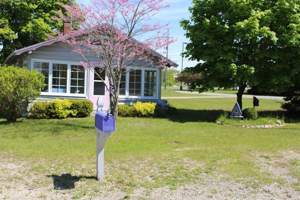 The Purple Martin Inn