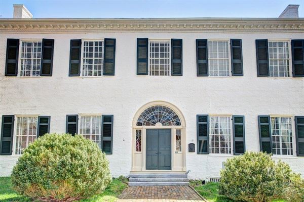 The Historic Weeden House Museum