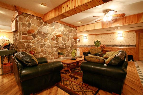 Smoke Hole Caverns & Log Cabin Resort
