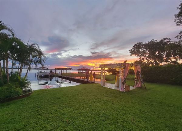 The Cottage on Lake Fairview