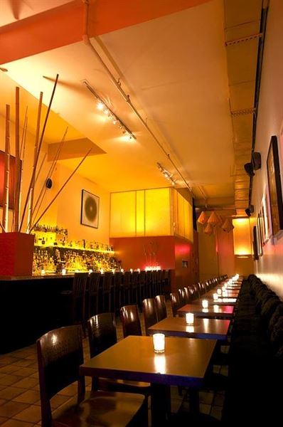 Verlaine Bar & Lounge