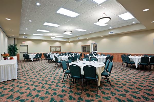 AmericInn Lodge & Suites Fort Pierre