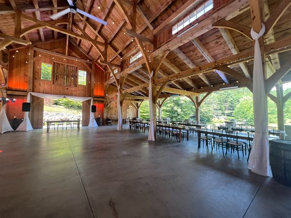 Juniper Springs Wedding Barn