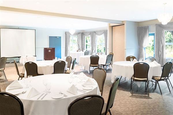 Manoir Des Sables Hotel & Golf Course