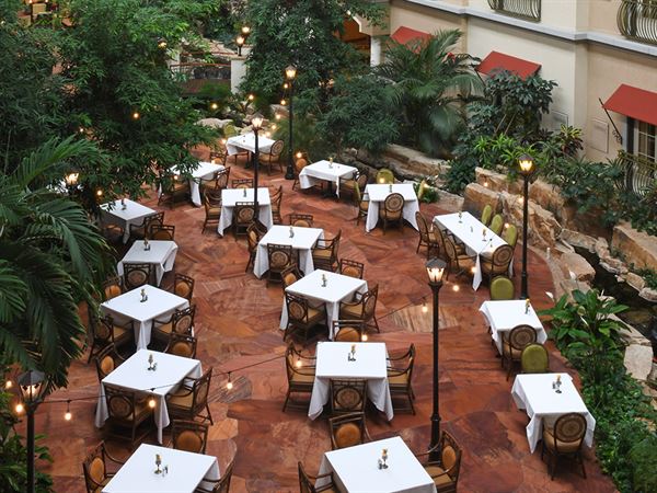 Woolley's Classic Suites