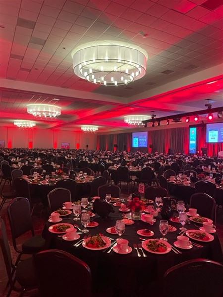 Diamond Banquet Center/Suburban Collection Showplace
