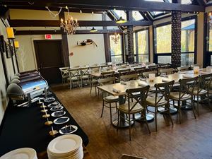 Heritage Room with attached covered deck + firepit