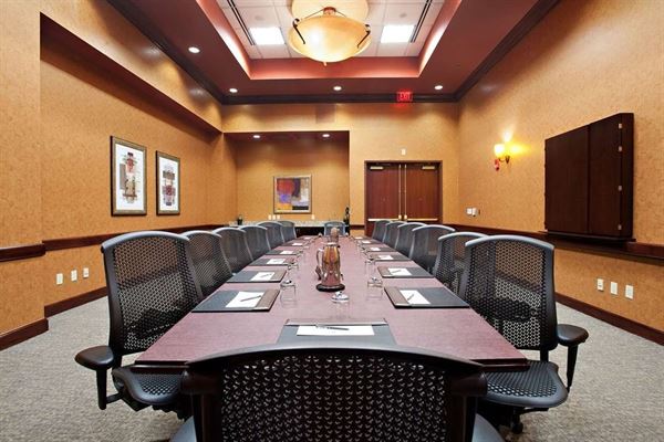 Embassy Suites Charlotte - Concord/Golf Resort & Spa