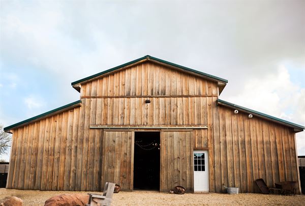 The Cedar Prairie Barn