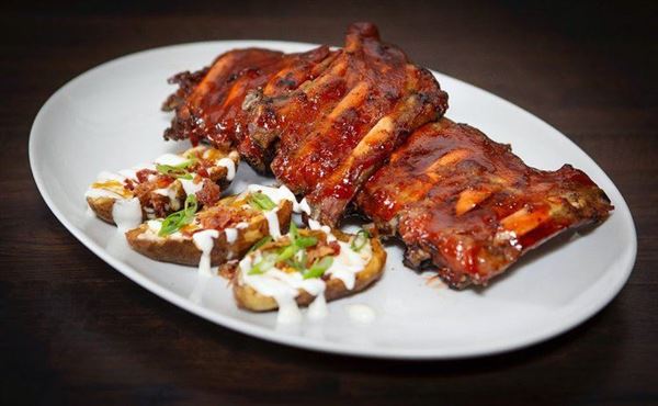 Dee Jay's BBQ Catering / Collective Brands Catering