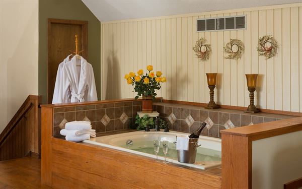 Cedar Crest Lodge & Cabin