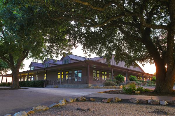 The Mockingbird Room at Plum Creek