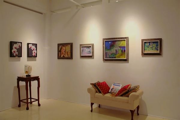 Amsterdam Whitney Gallery