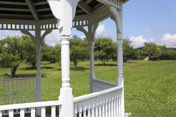 Alber Orchard & Cider Mill's Freedom Winery